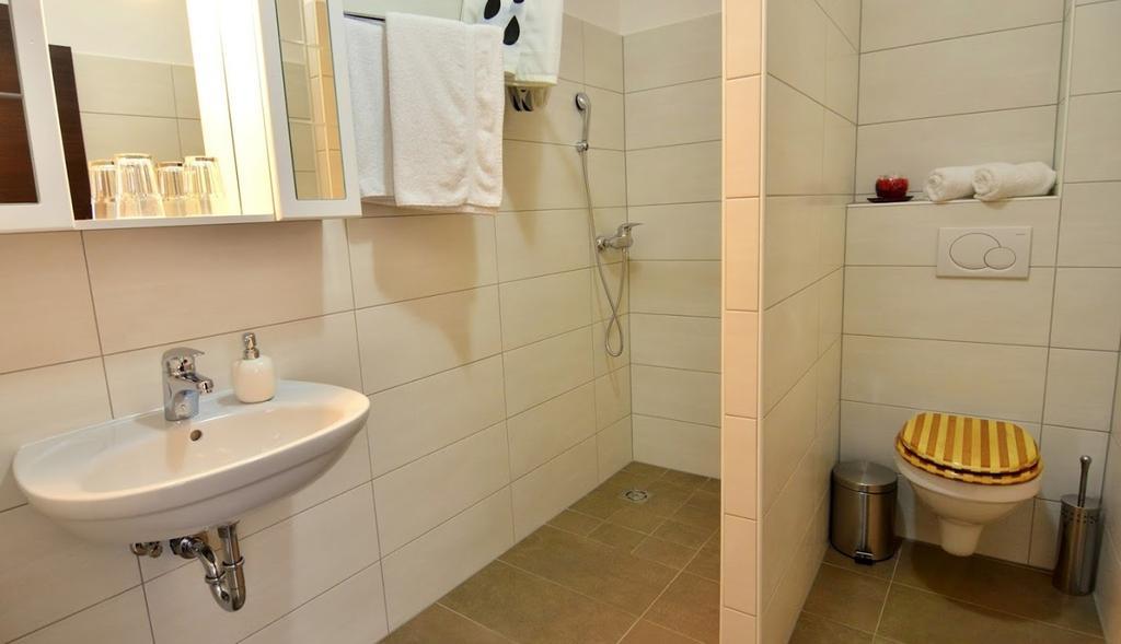Gril Ranca Pod Pohorjem Hotel Maribor Ngoại thất bức ảnh